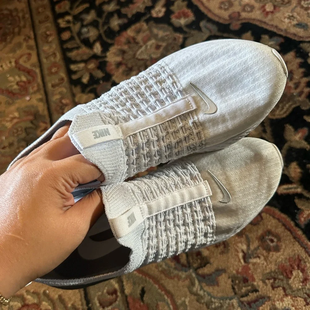Nike White and Gray Women's Sneakers - Picture 4 of 9